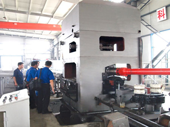 JY130矯直壓光機(jī) JY130矯直壓光機(jī)